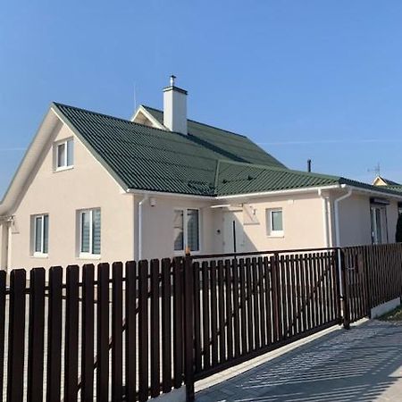 Cozy Apartment In Karmėlava 외부 사진