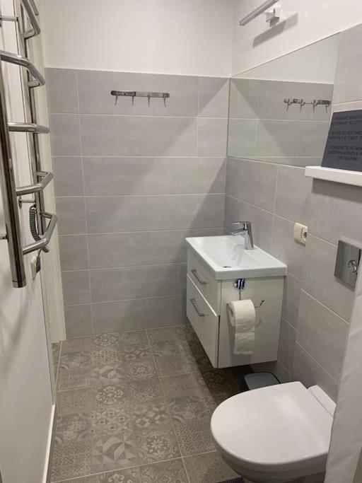 Cozy Apartment In Karmėlava 외부 사진