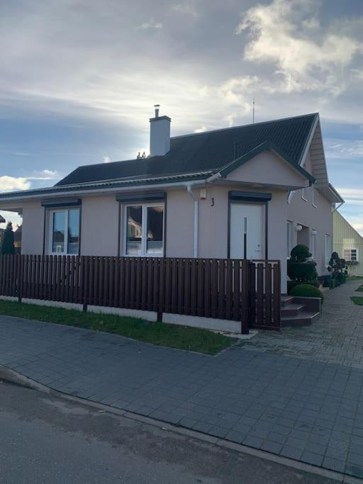 Cozy Apartment In Karmėlava 외부 사진
