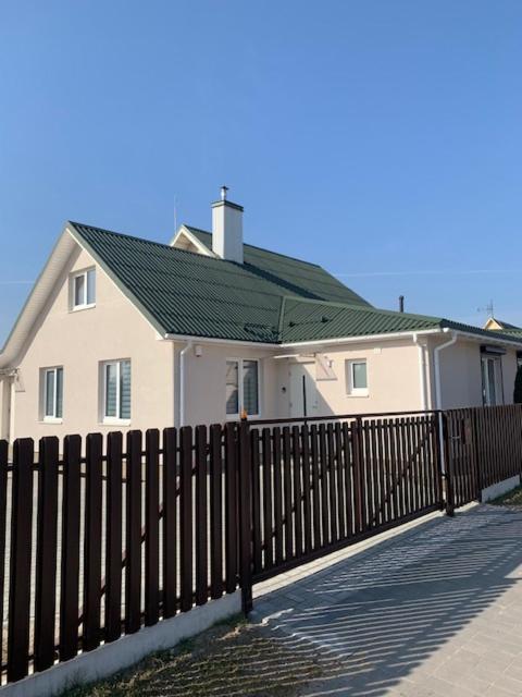 Cozy Apartment In Karmėlava 외부 사진